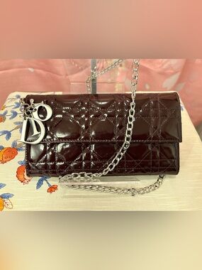 Christian Dior Lady Dior Cannage Patent Leather Long Wallet Charms Aubergine COA